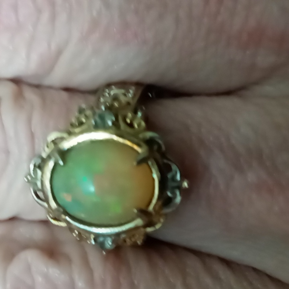 Gold Opal Ring. Size 5